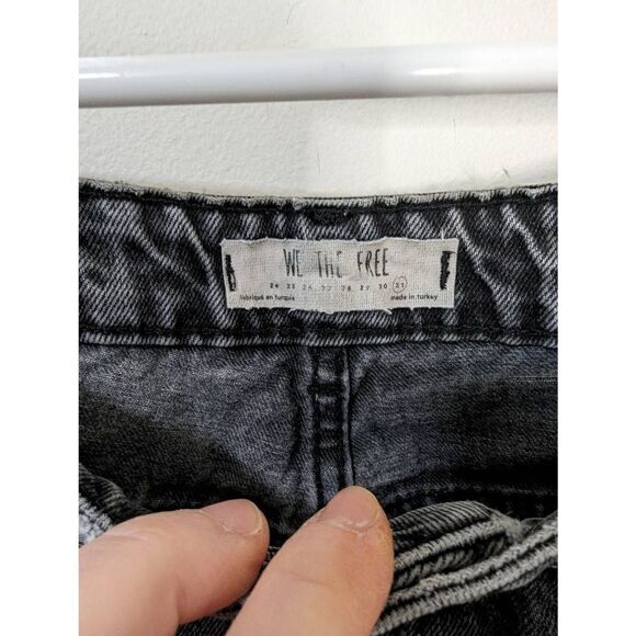 Free People We The Free Black Tapered Straight Leg Jeans - Size 31 - Picture 7 of 8